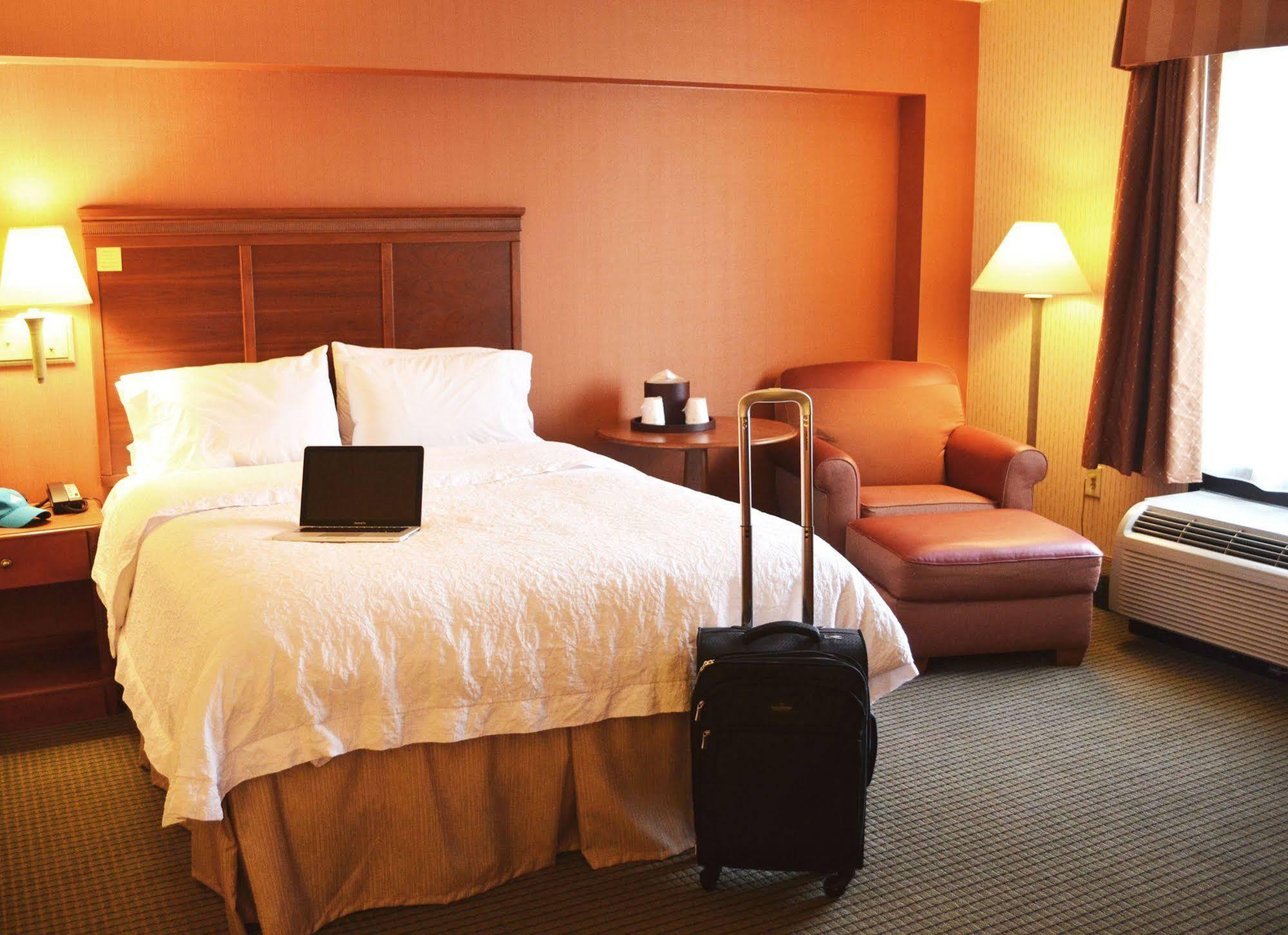 מכניקסבורג Hampton Inn By Hilton Harrisburg West מראה חיצוני תמונה