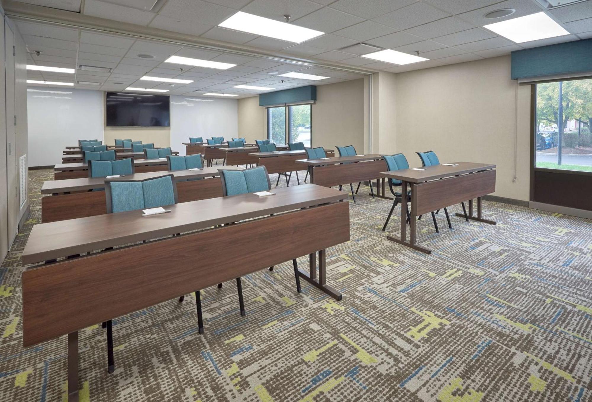 מכניקסבורג Hampton Inn By Hilton Harrisburg West מראה חיצוני תמונה